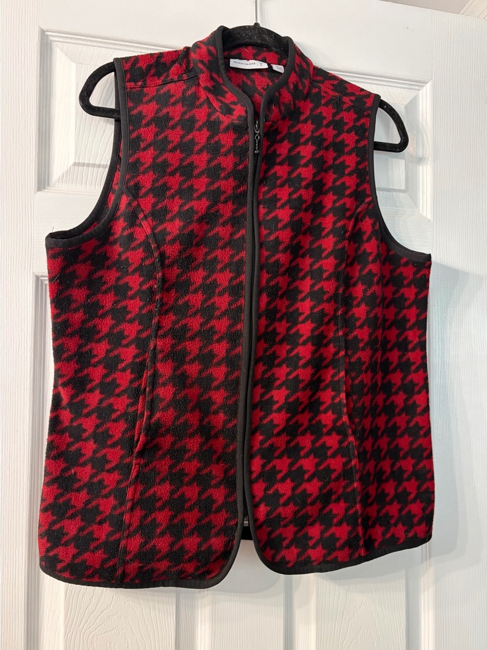 Susan Graver Red & Black Houndstooth Fleece Zip Vest
